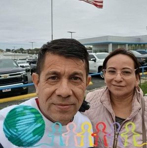 Meet your Posher, Gloria esperanza